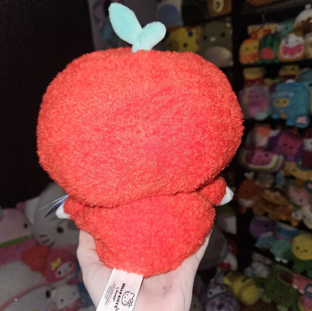 NWT Hello Kitty In Apple Bumbumz By Russ 7.5